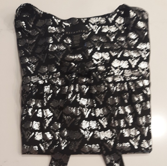 Attention Womens Tops - Picture 5 of 7